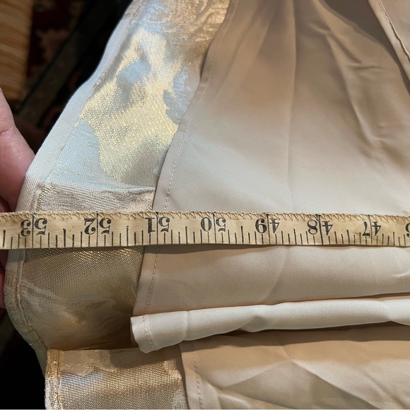 Eliza J hi lo gown size 6 champagne and gold  NWOT - Picture 12 of 12